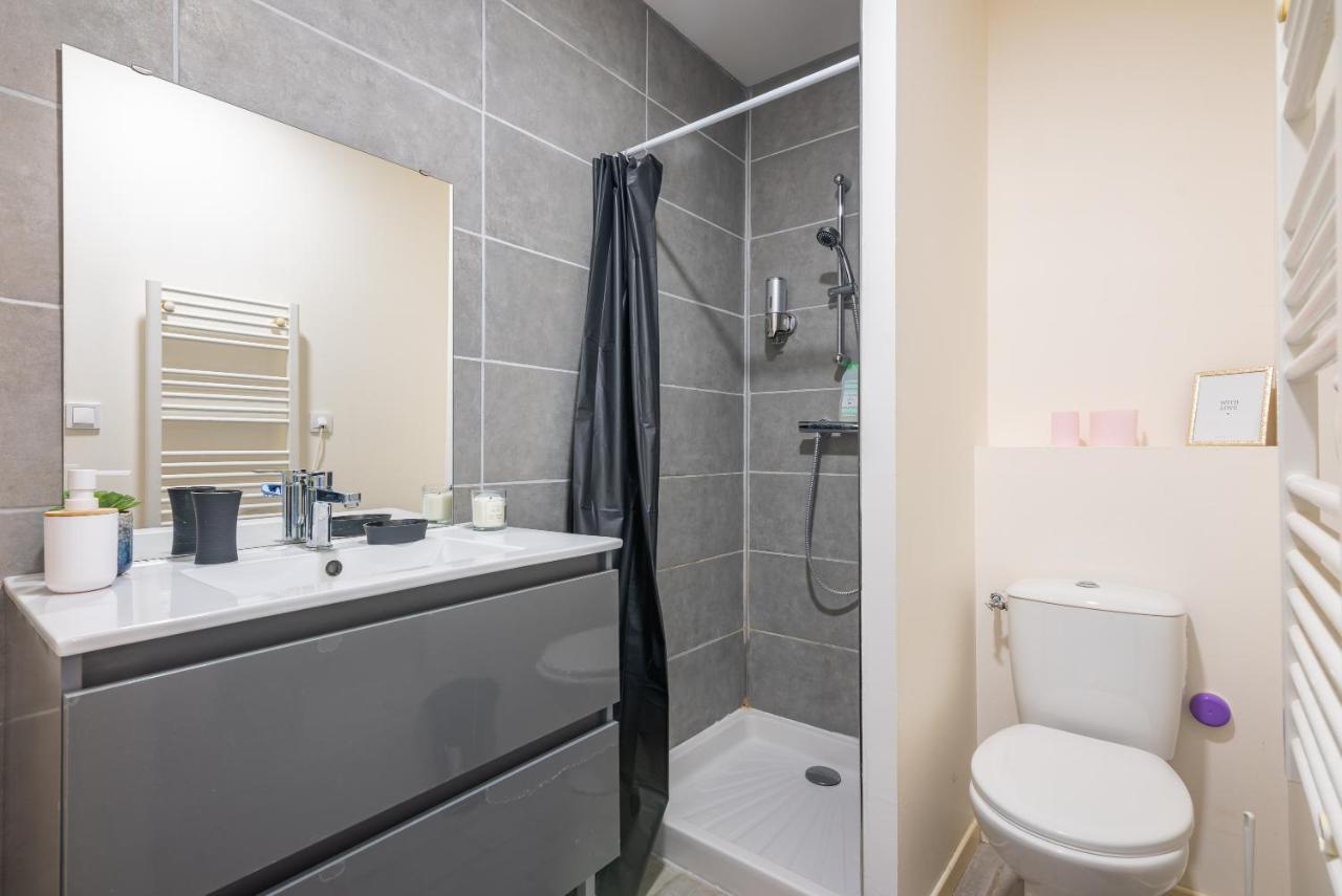Bistrot 8 Apartment Nazelles-Negron ภายนอก รูปภาพ